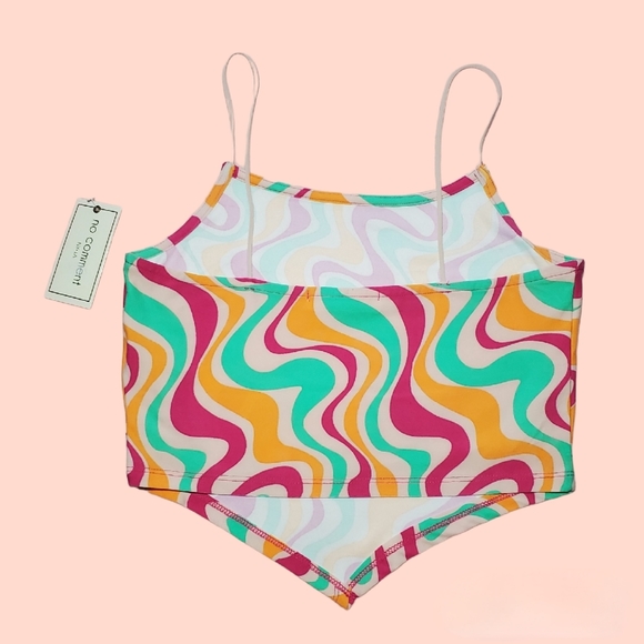 Women Top.Top of colorful woman. Size M - Picture 1 of 9